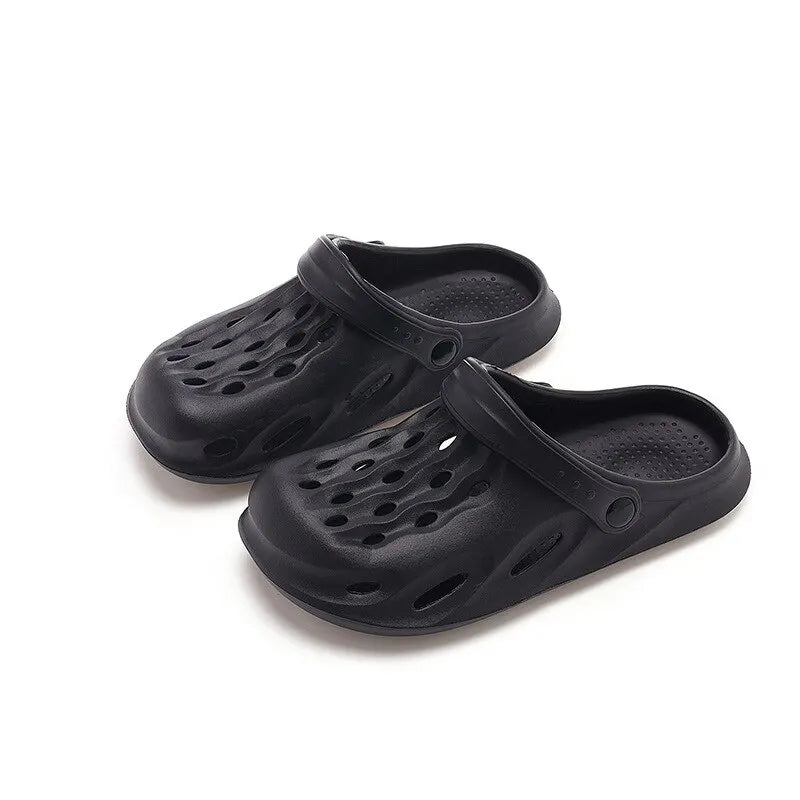 Clogs Women Sandals Summer Casual EVA Lightweight Outdoor Women's Shoes Anti Slip Thick Sole Beach Slides Couple Garden Shoes