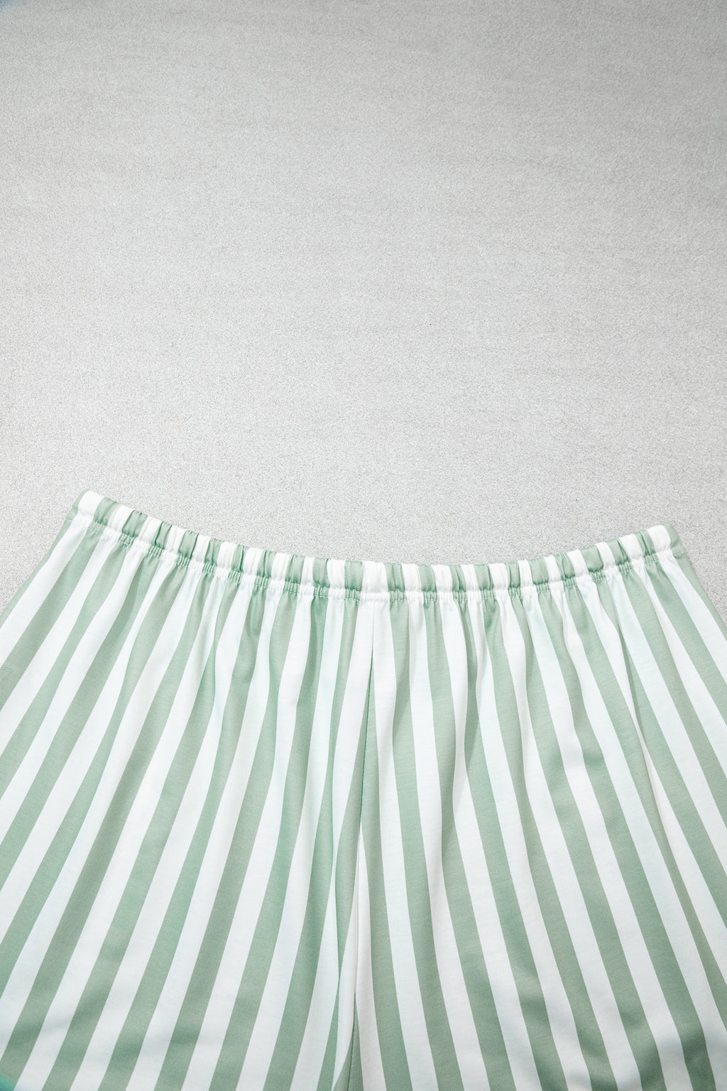Smoke Green Striped Patchwork V Neck Two Piece Shorts Plus Size Set